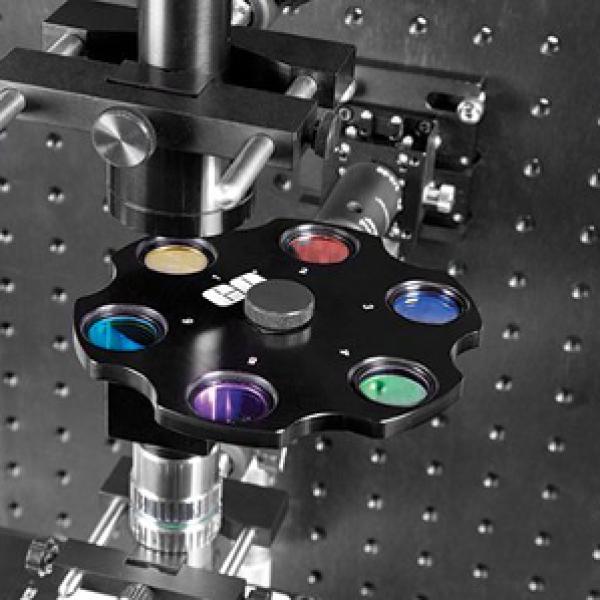 Application of imaging filters in fluorescence microscopy